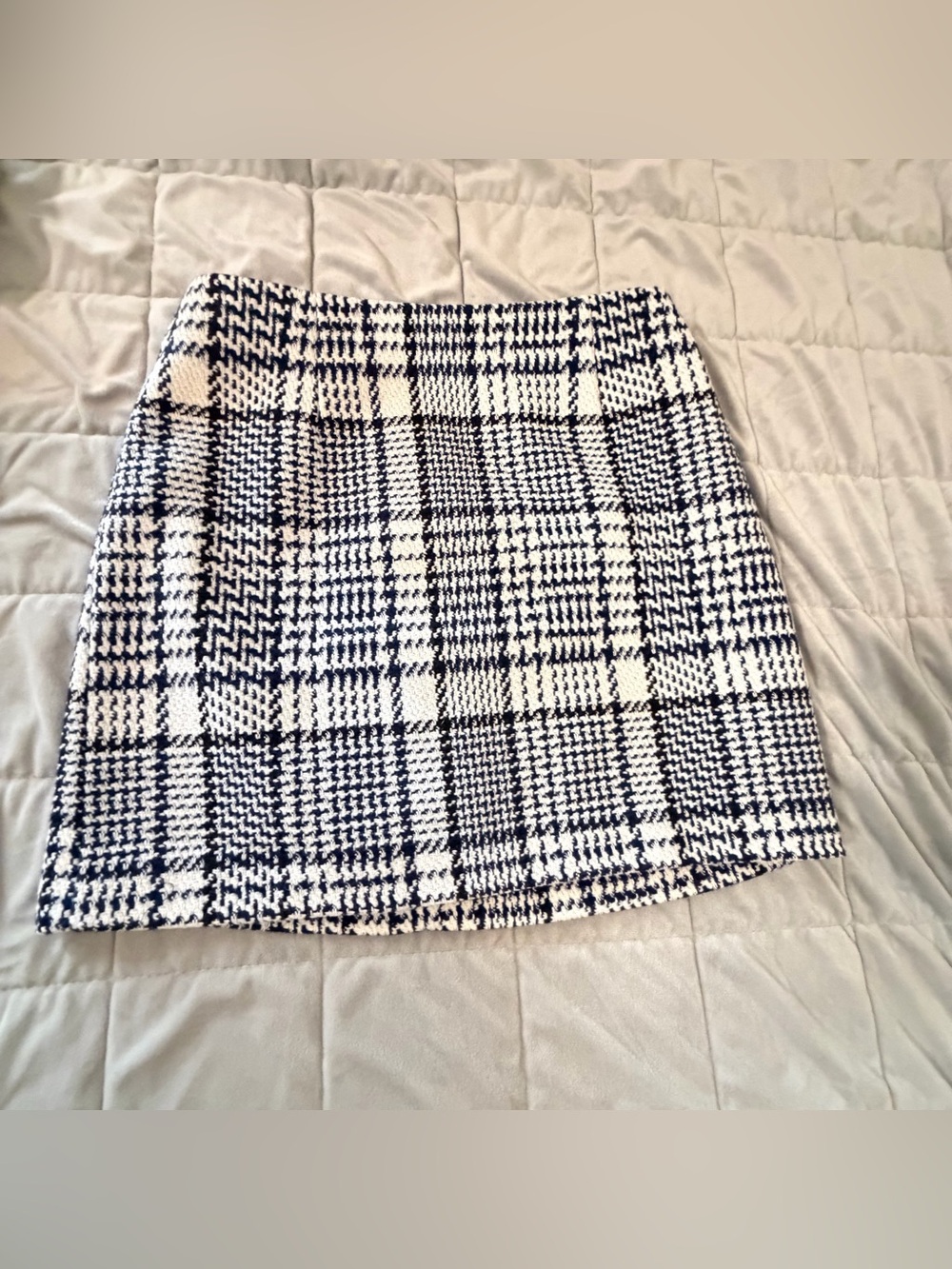 H&M Navy and White Plaid Skirt